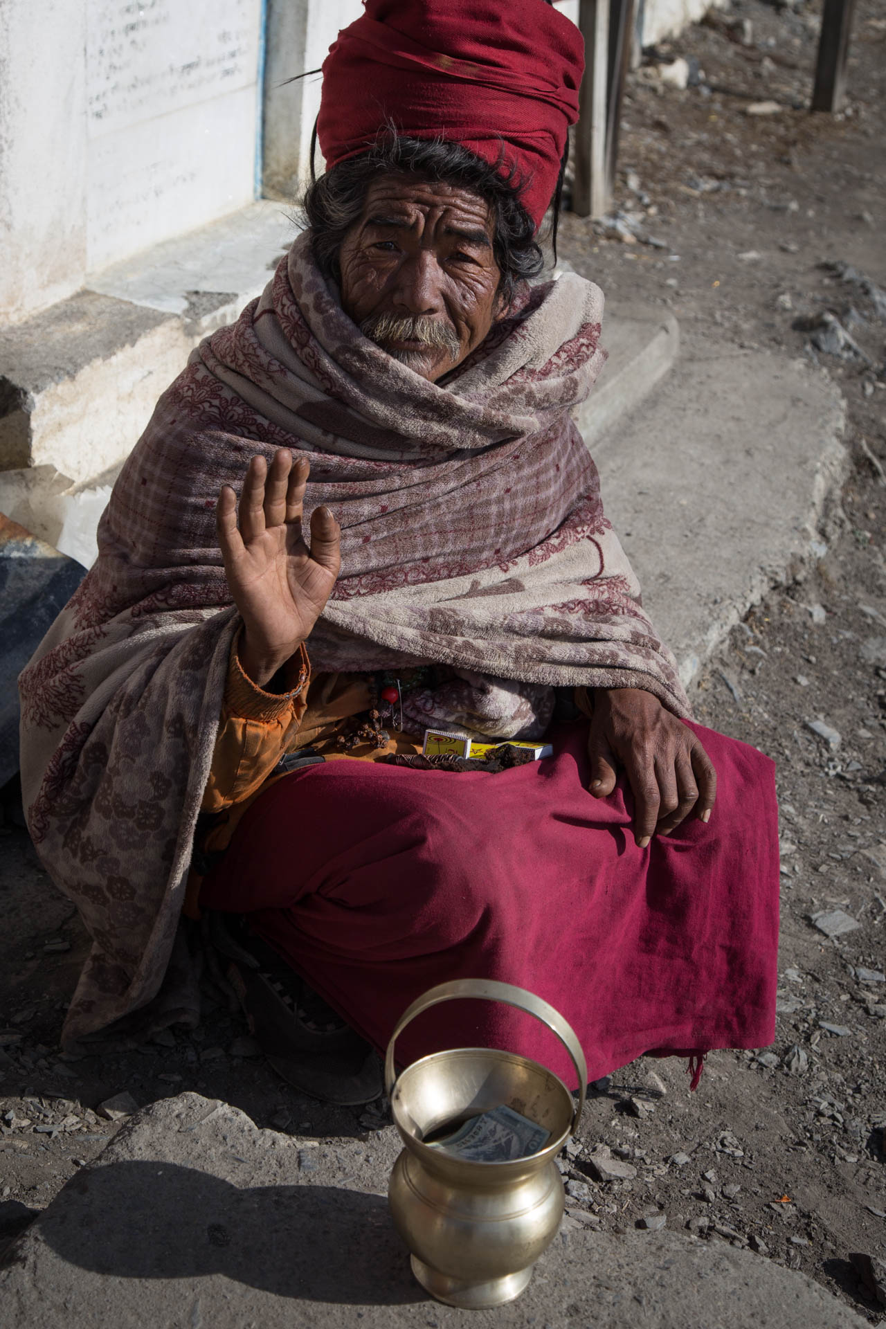 sadhu-heiliger mann