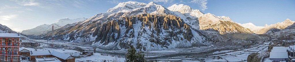 Morgensonne in Manang