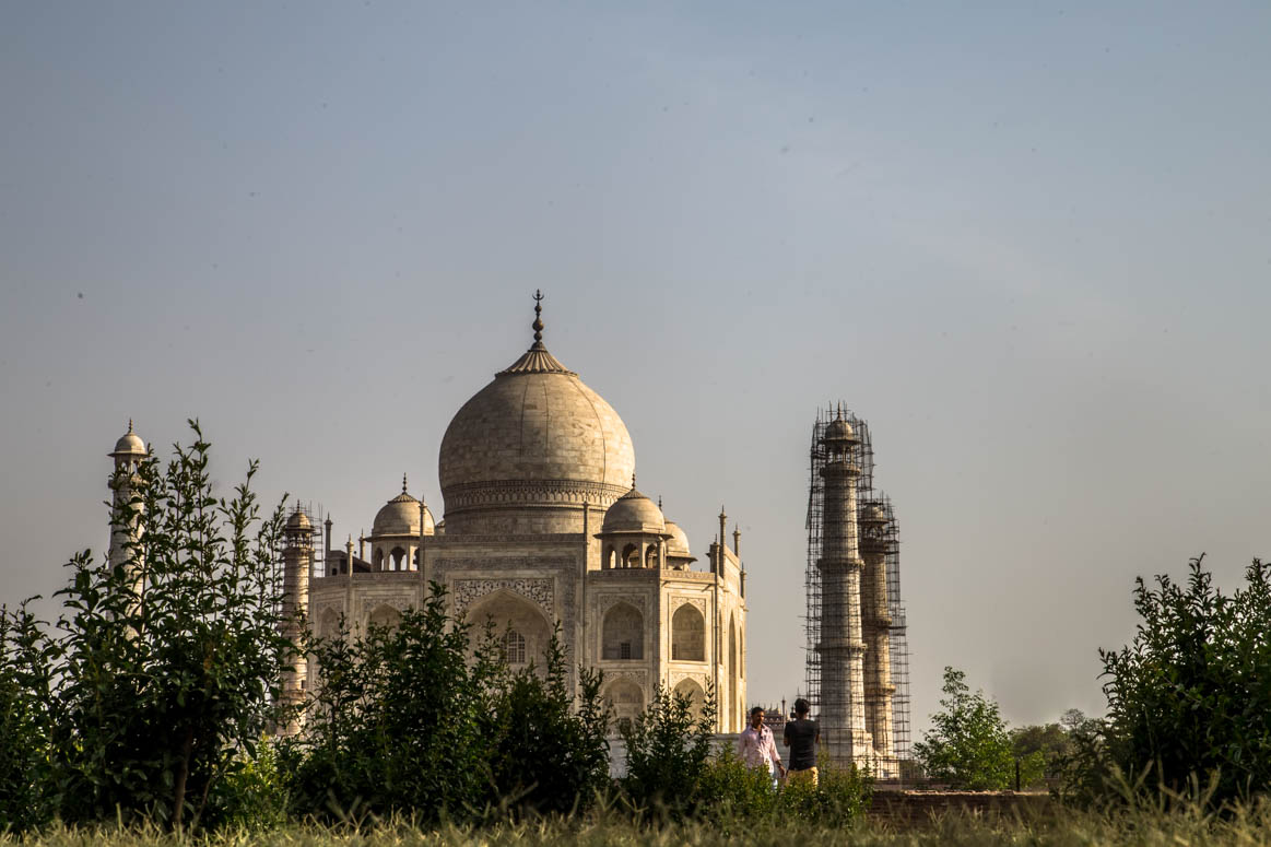 Taj Mahal tourists