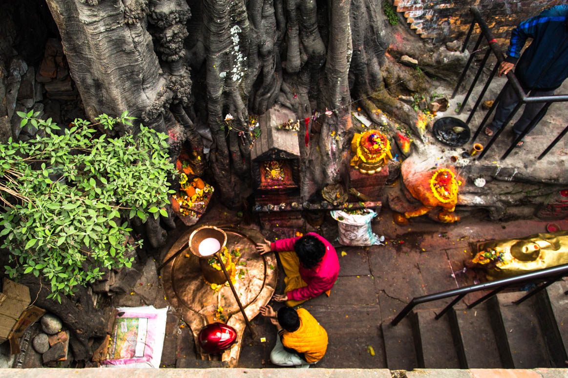 Praying Shiva