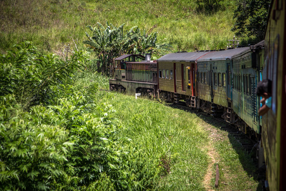 Sri Lankas Eisenbahn - Linkskurve