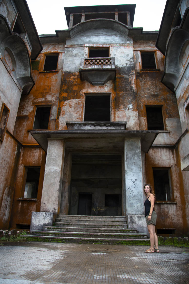 Das alte Kasino in Bokor