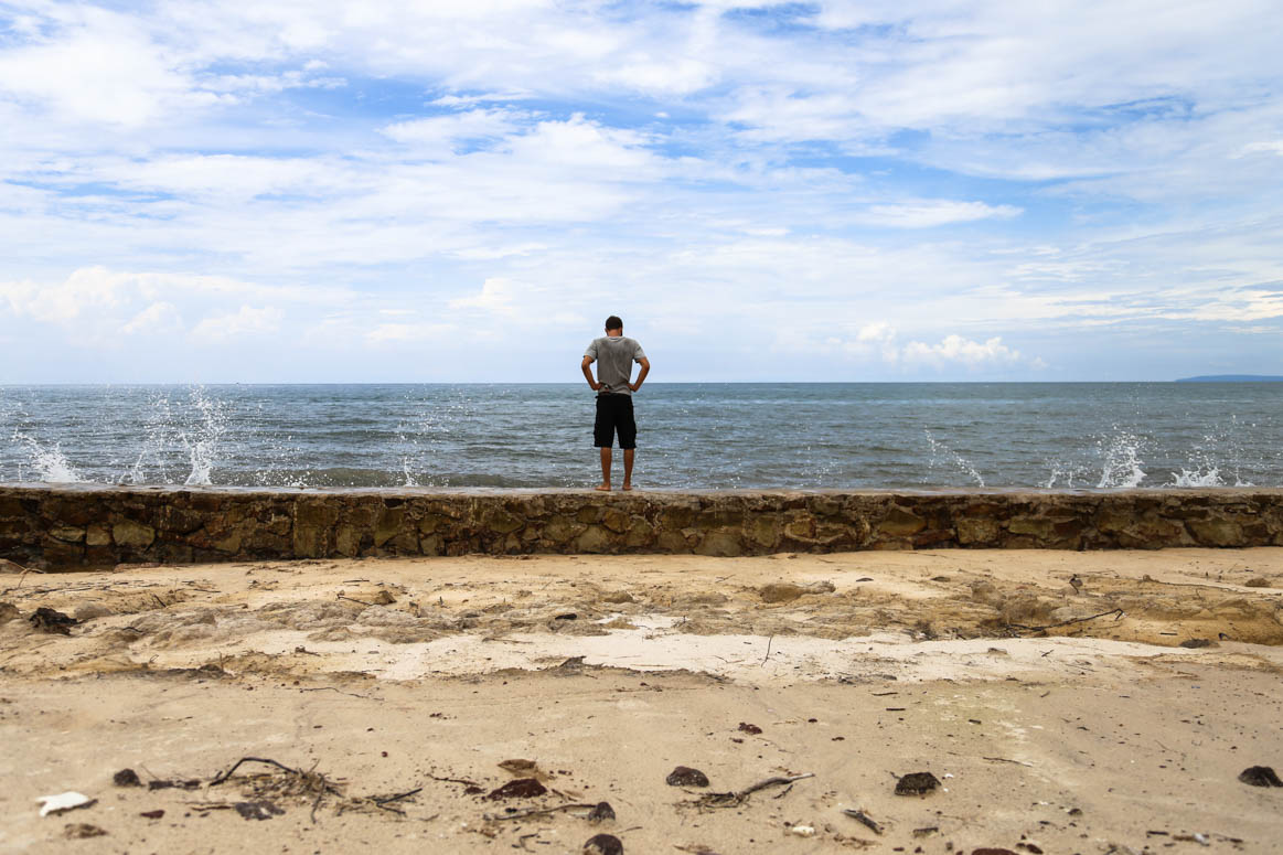 Manuel at the end of the world